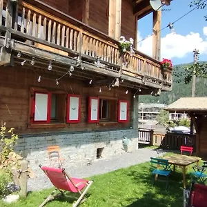  Chalet Morzine Guest Chalet Hypercenter Hot Tubs - Sauna & Mtb Storage